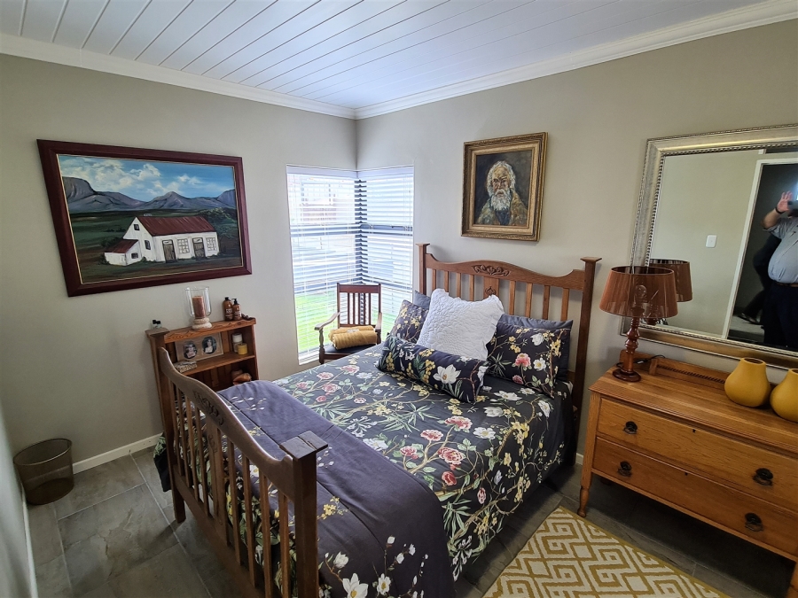 5 Bedroom Property for Sale in Dana Bay Western Cape